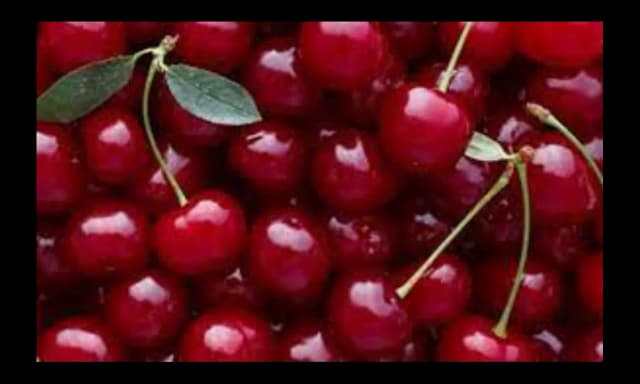 Plum 500gm (approx)